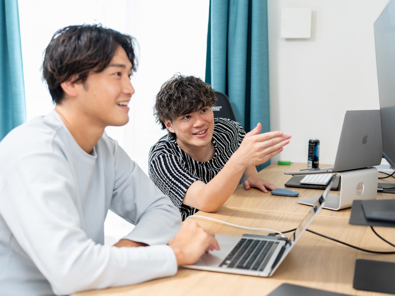 同社は、仲間と誠心誠意向き合うことがポリシーである。それ故、社内外で心を開いたコミュニケーションを大切にしている。