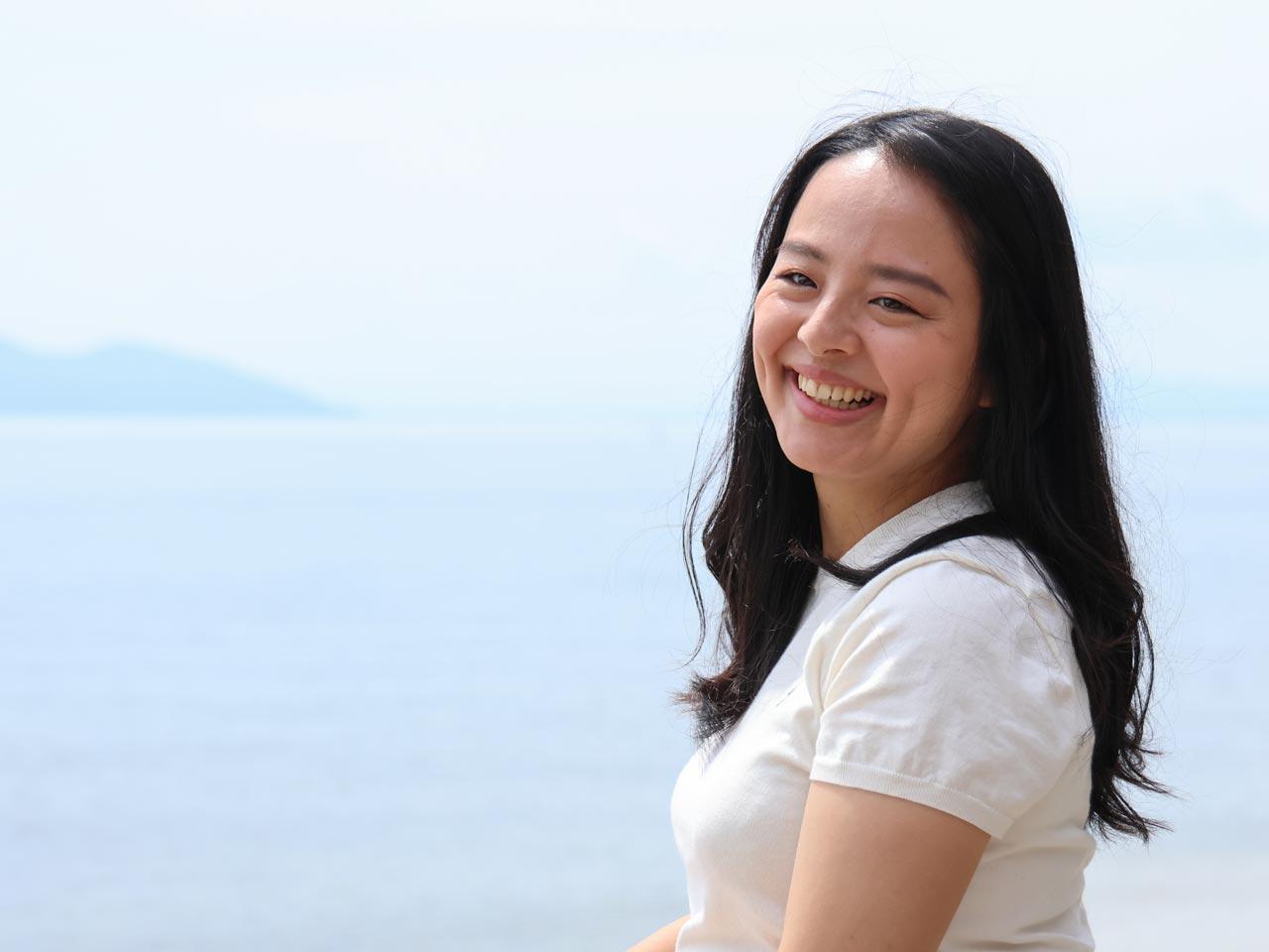 主に犬向けの健康増進のためのペットフードとして、鶏や馬の生の筋肉や内臓、骨を主体に、有機野菜やハーブ、オイル等の材料を最適に配合した『HUGBOX BLEND CHICKEN』と『HUGBOX BLEND HORSE』をラインアップ。