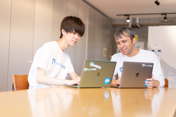 募集している求人：【Go・PHPエンジニア】日本最大のTwitterマーケテイングツールをGo・PHPで開発するサーバーサイドエンジニア（フルリモート）