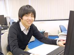 自社商品の開発や、持ち帰り受託案件で、自社内で開発を行うエンジニアの姿も。