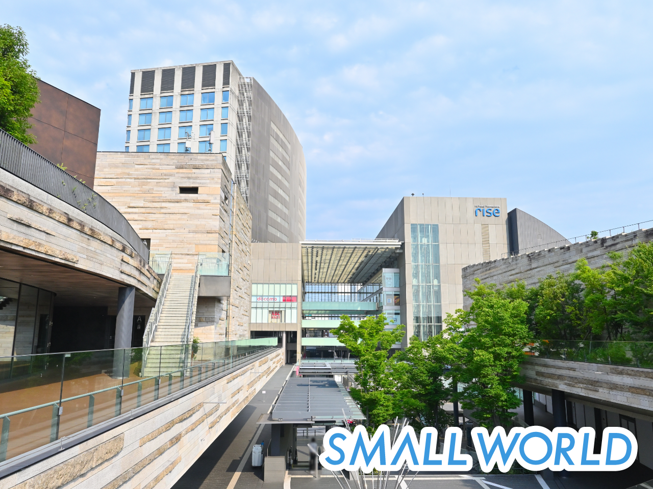 株式会社SMALL WORLD 求人画像1