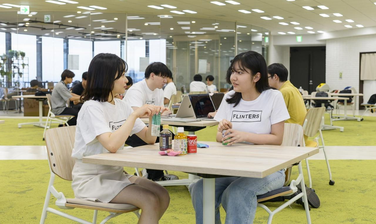 株式会社FLINTERS 求人画像1