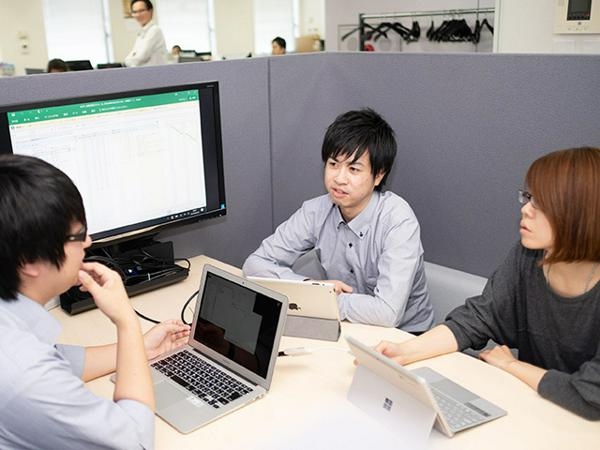 募集している求人：業務系システムエンジニア、プログラマー