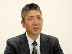 佐藤伸平代表取締役。