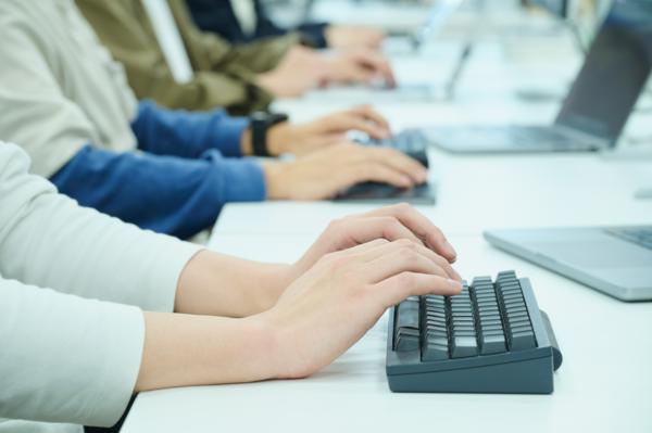 募集している求人：アプリケーションエンジニア【FindyFreelance】