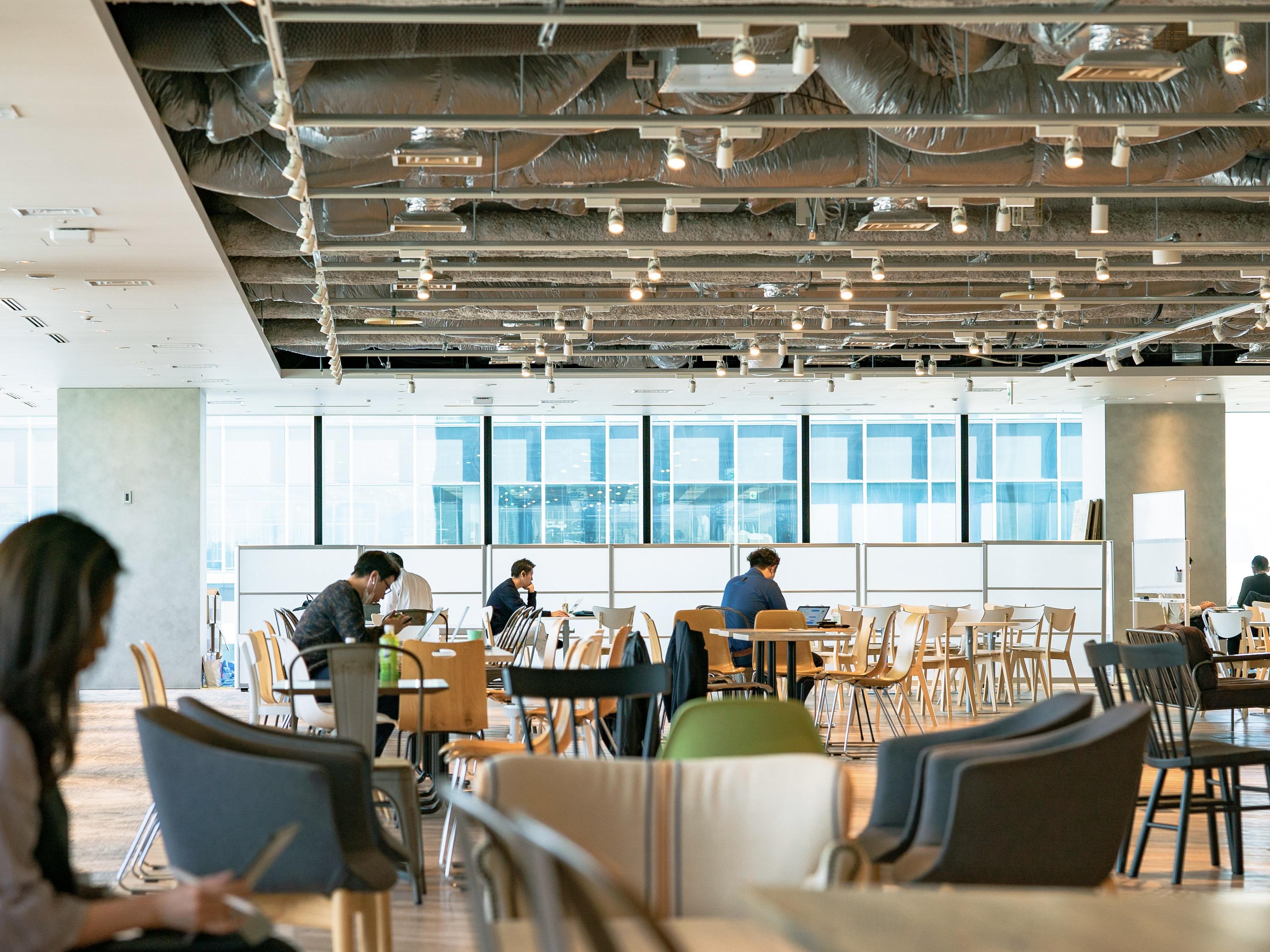 事業内容：【大規模システム】国内最大級のインターネット広告事業を担う開発チーム