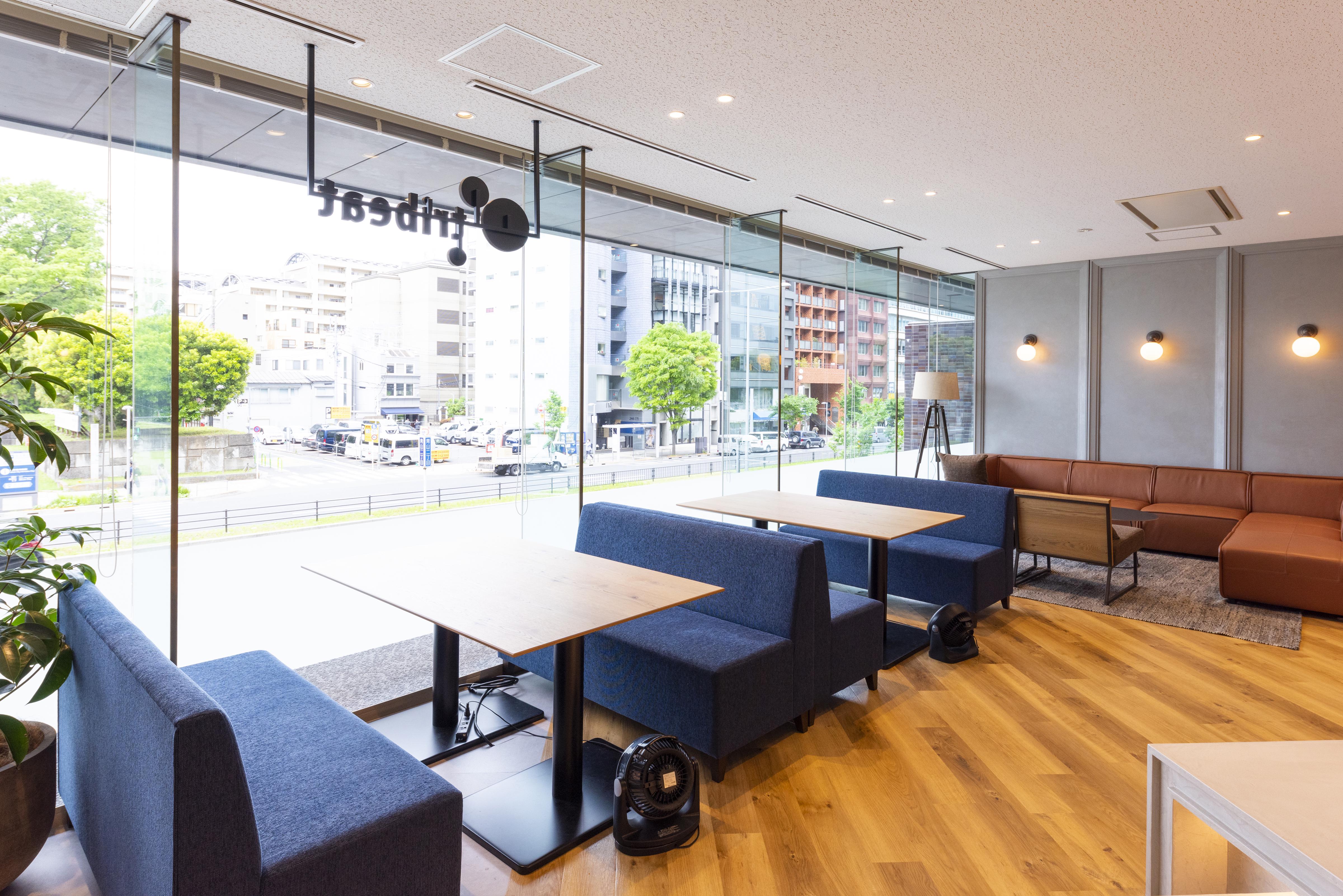 事業内容：「プロモーション×IT×ビジネス」という独自の事業