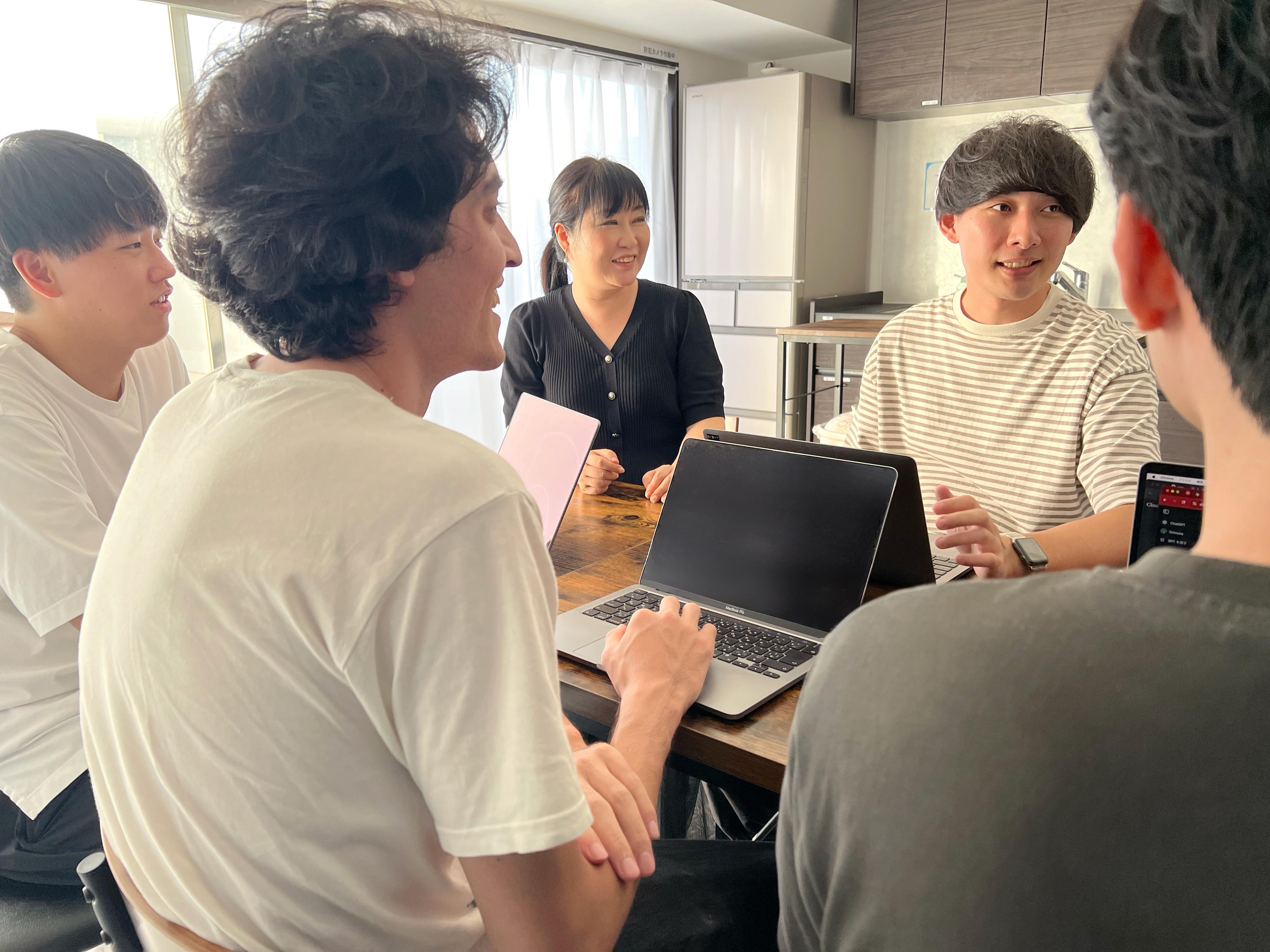 事業内容：愛（AI）で世界を豊かに