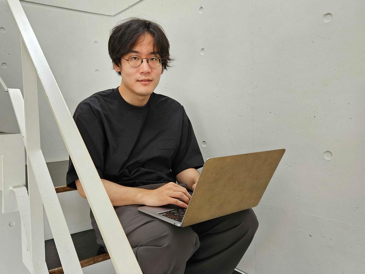 AI技術の透明性を重視し、顧客の業務課題に対して柔軟かつ効果的な解決策を提案している。