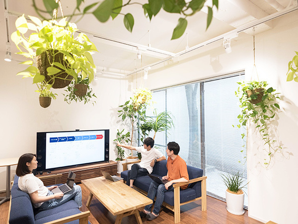 募集している求人：フロントエンド・大阪オフィス / API ・外部サービスやデザインと密接に連携！