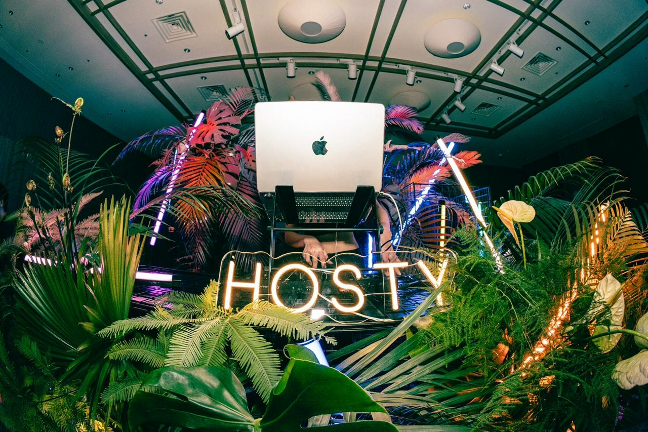 株式会社Hosty 求人画像1