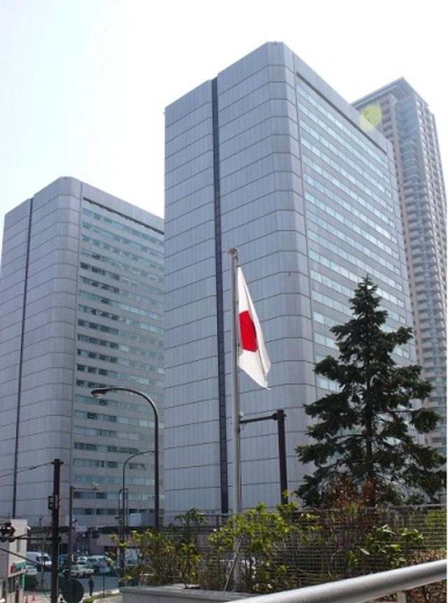 青山一丁目駅直結の新青山ビルにオフィスを構える。