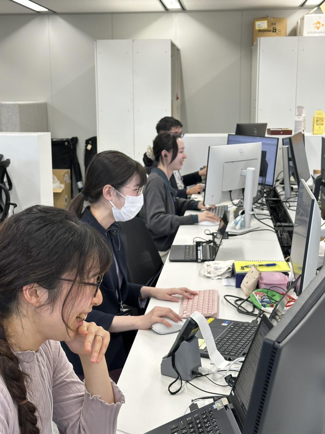 プロジェクトはチームで行います。お客様を巻き込む事業だからこそ、社内の団結が大切。