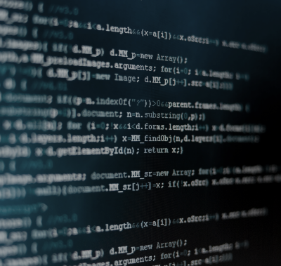 事業内容：WEBシステム開発