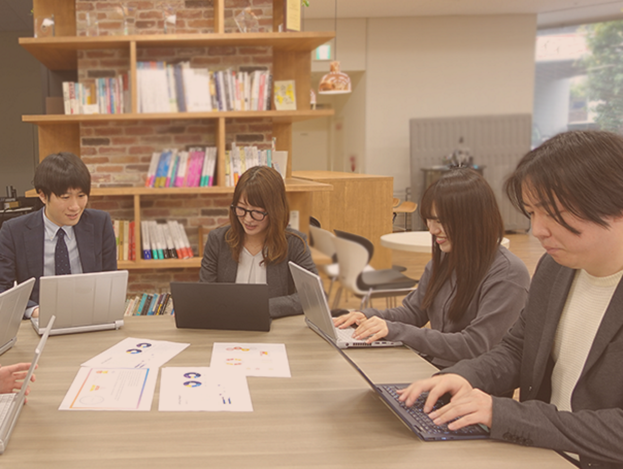 ジャパンシステム株式会社 求人画像1