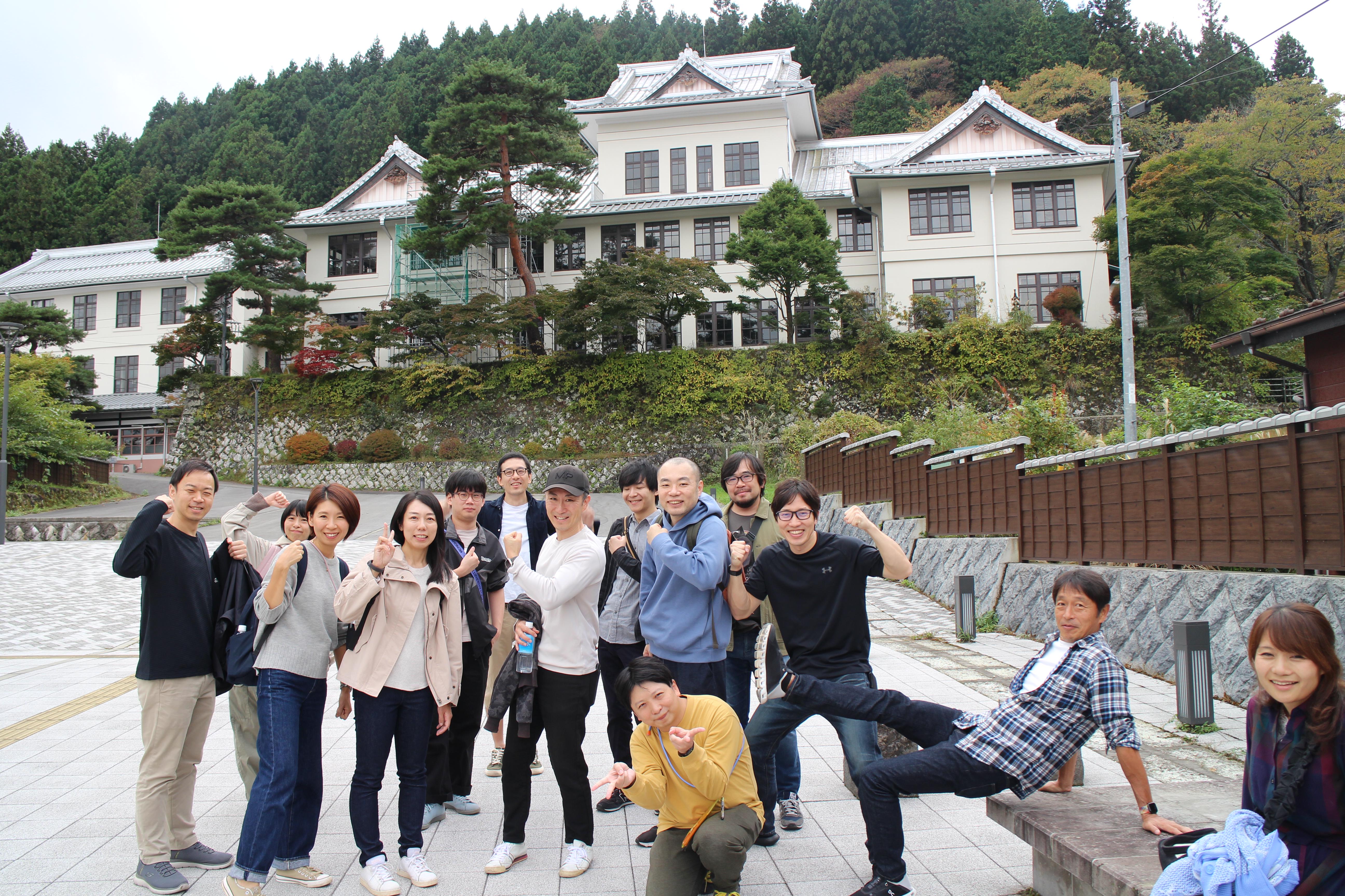 2024年の社員旅行行先は日光。会社の様子はSNSでも情報発信中です。