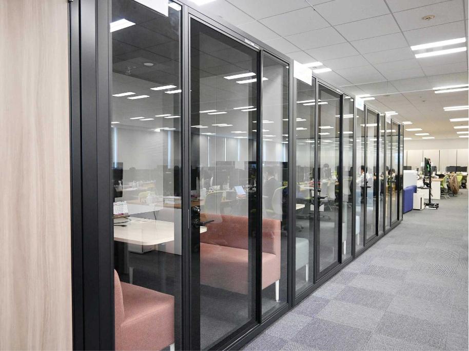 テレブースも豊富です。