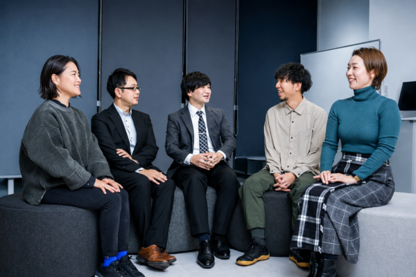募集している求人：AWSデータ基盤エンジニア｜金融系システム更改プロジェクト（西葛西・週2リモート）／Firehose・ETL・分析基盤