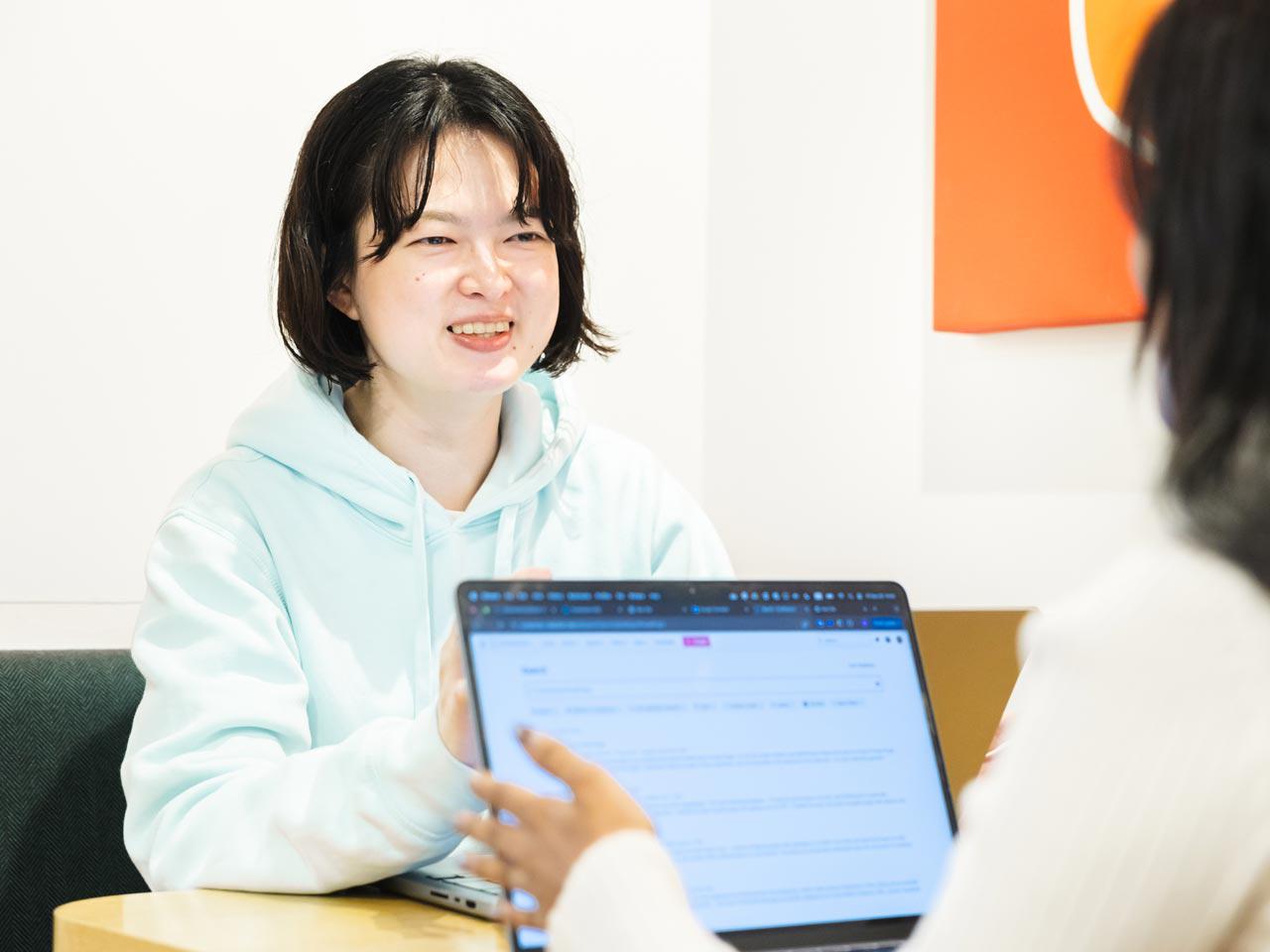 同社は、一般的にイメージされる“外資”とは違って、日本のスタートアップのような雰囲気を持った社風だ。