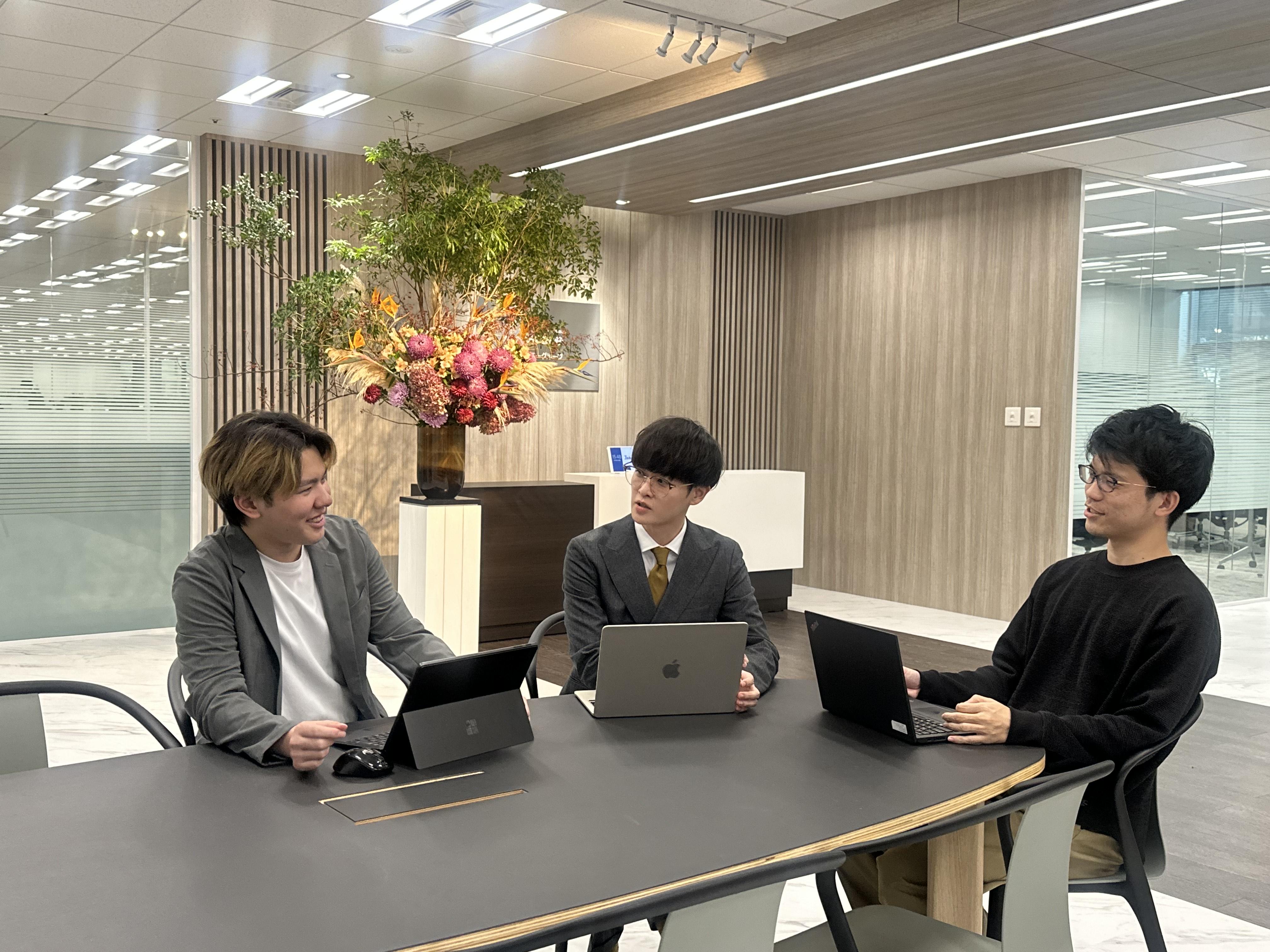 20代～30代の若手メンバーが多く活躍する会社だ。