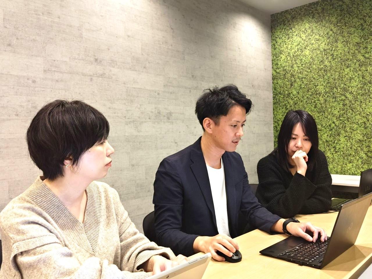 働きやすい制度が充実。子育て世代の女性メンバーも多く活躍中。