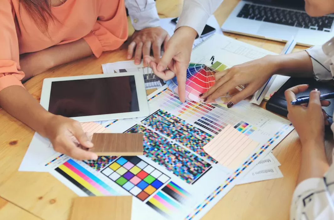 事業内容：P2Cプロダクト企画