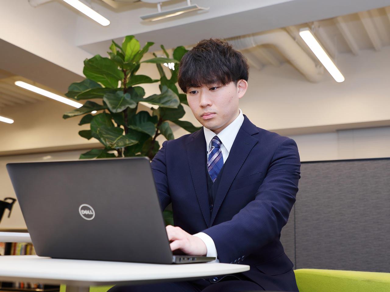 幅広い提供業務内容を、細分化して管理することで、未経験からコンサルタントを育成するノウハウを有する。