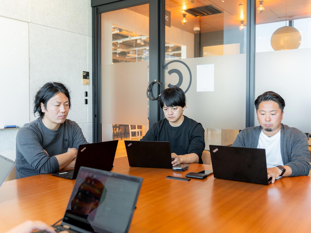 300社を超えるソフトバンクのグループ企業への豊富な支援実績と様々なIT業務を経験してきたプロフェッショナル人材を擁していることが強みである。