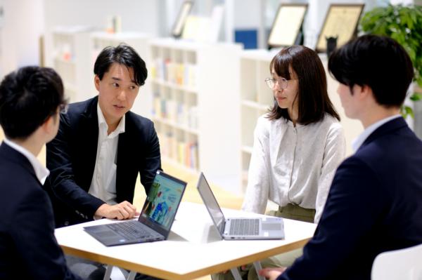 募集している求人：［生産管理システム］日本のものづくり企業をサポートする営業職（東京都中央区）※報奨金制度有
