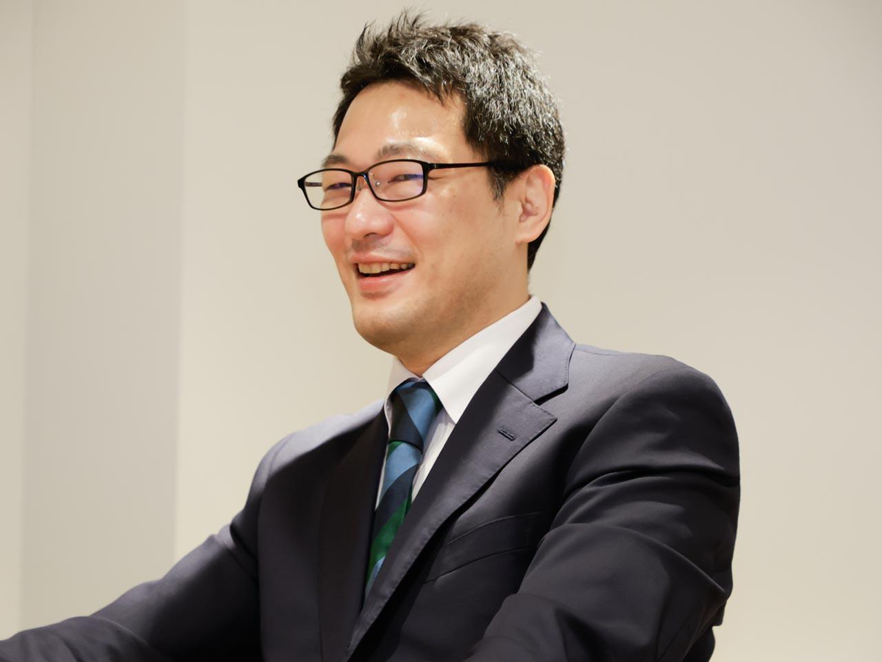 一人のビジネス人材が幅広く活躍し、そしてクライアントに最大の利益をもたらす組織を作ろうと起業。同社の代表取締役を務める長田庄一郎氏も、「営業×エンジニア×経営者」を経験。