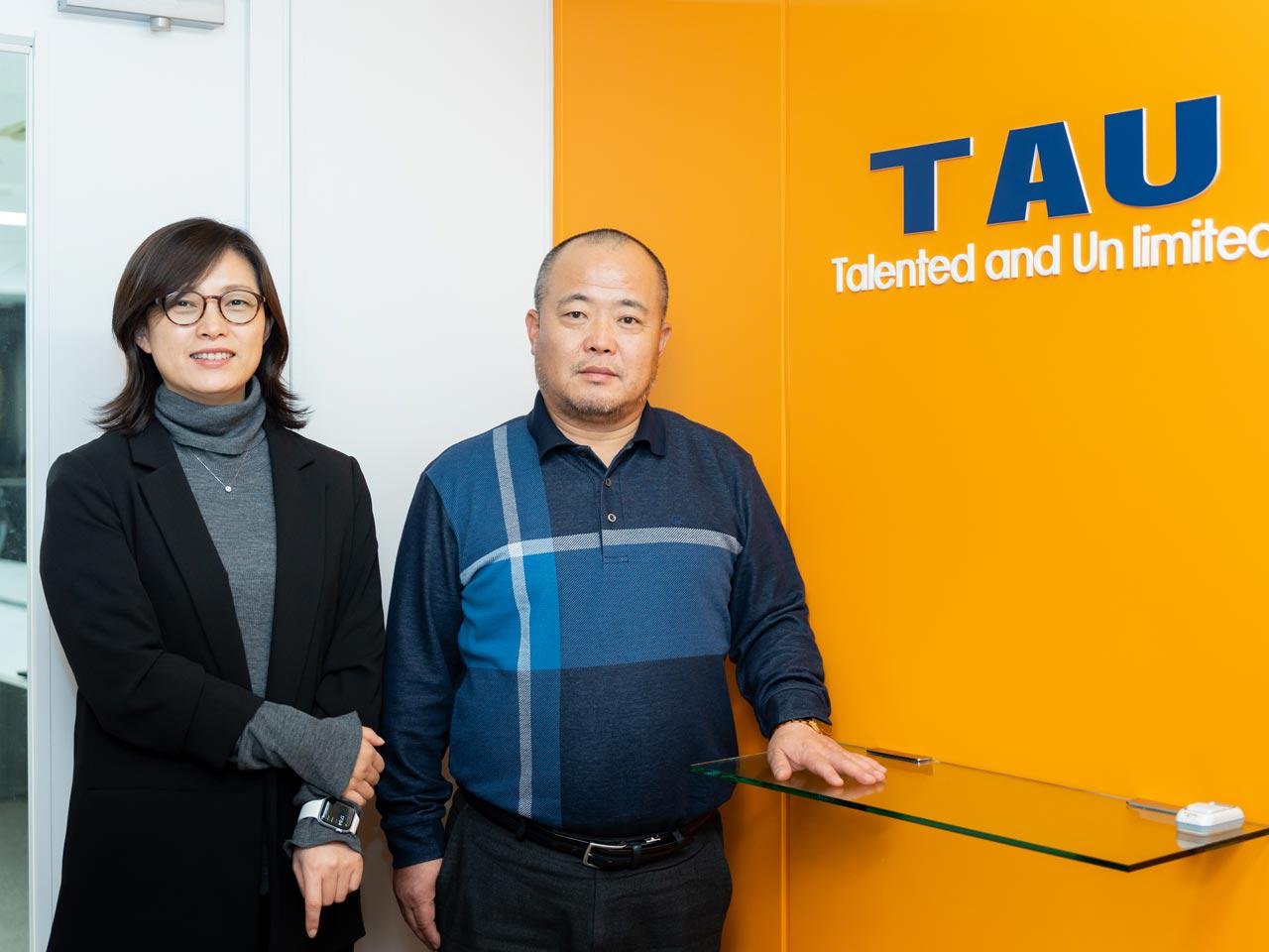 毎年、社員は全額、家族は半額を負担しての社員旅行で親睦を図っている。