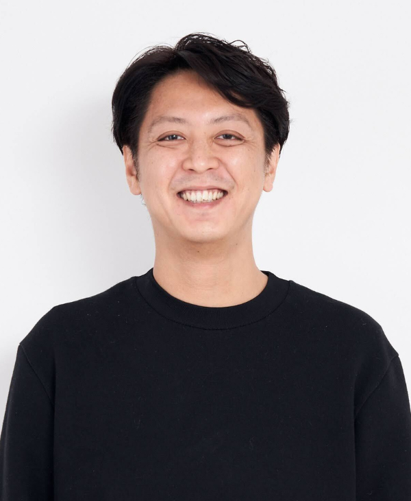 創業者であり代表取締役を務める窪田 光平氏
アメリカ滞在中に、フリーランスで販売員として働く人々に遭遇。店舗と個人をマッチングさせるプラットフォームを展開しようと同社を設立した。