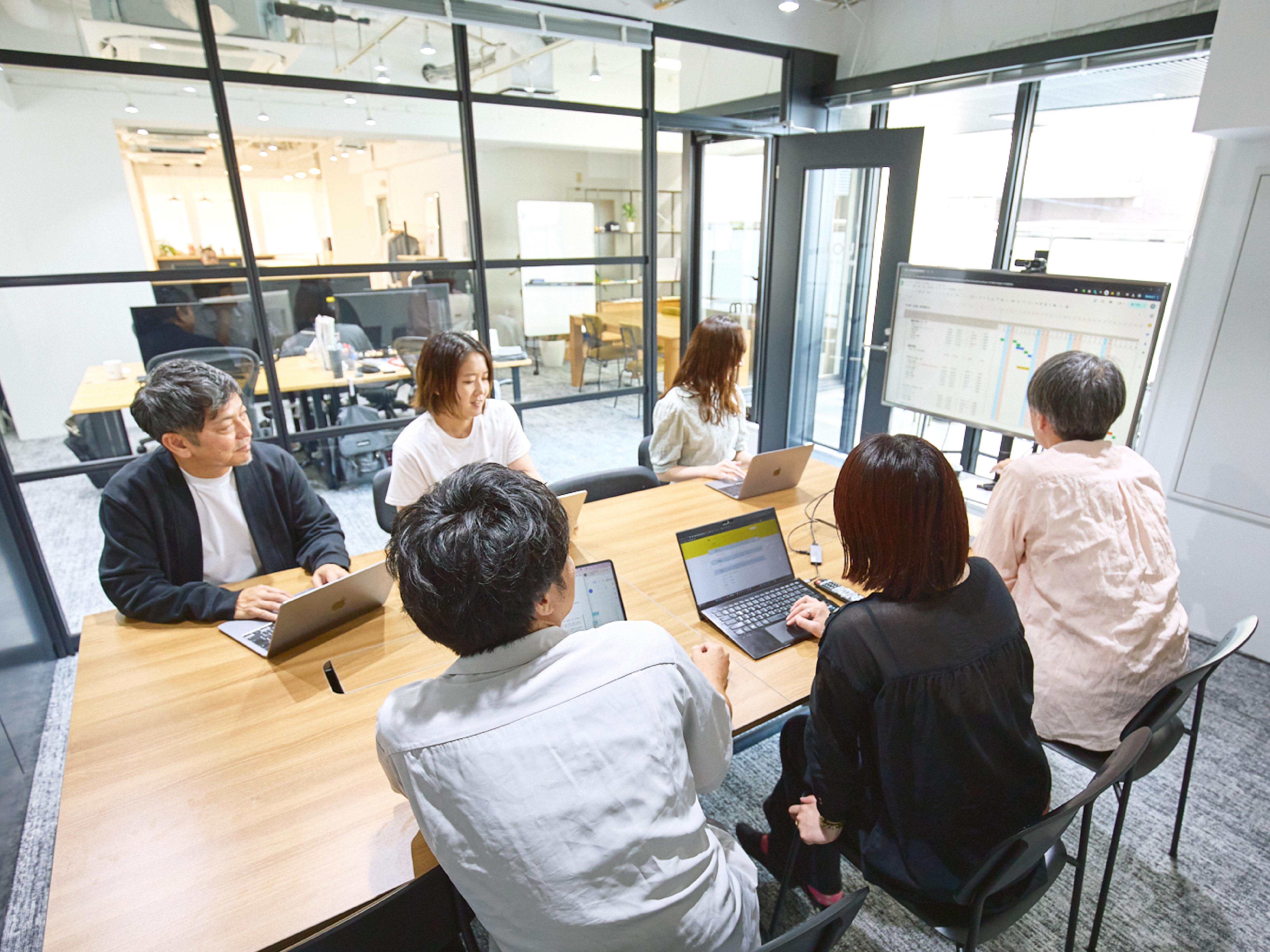 あらゆる最新技術を柔軟にクリエイティブに盛り込みながら、デジタルマーケティングのソリューションを提供している同社。これから本格的にクリエイティブ体制を強化しようとしている今が、絶好のジョインのチャンスといえるかもしれない。