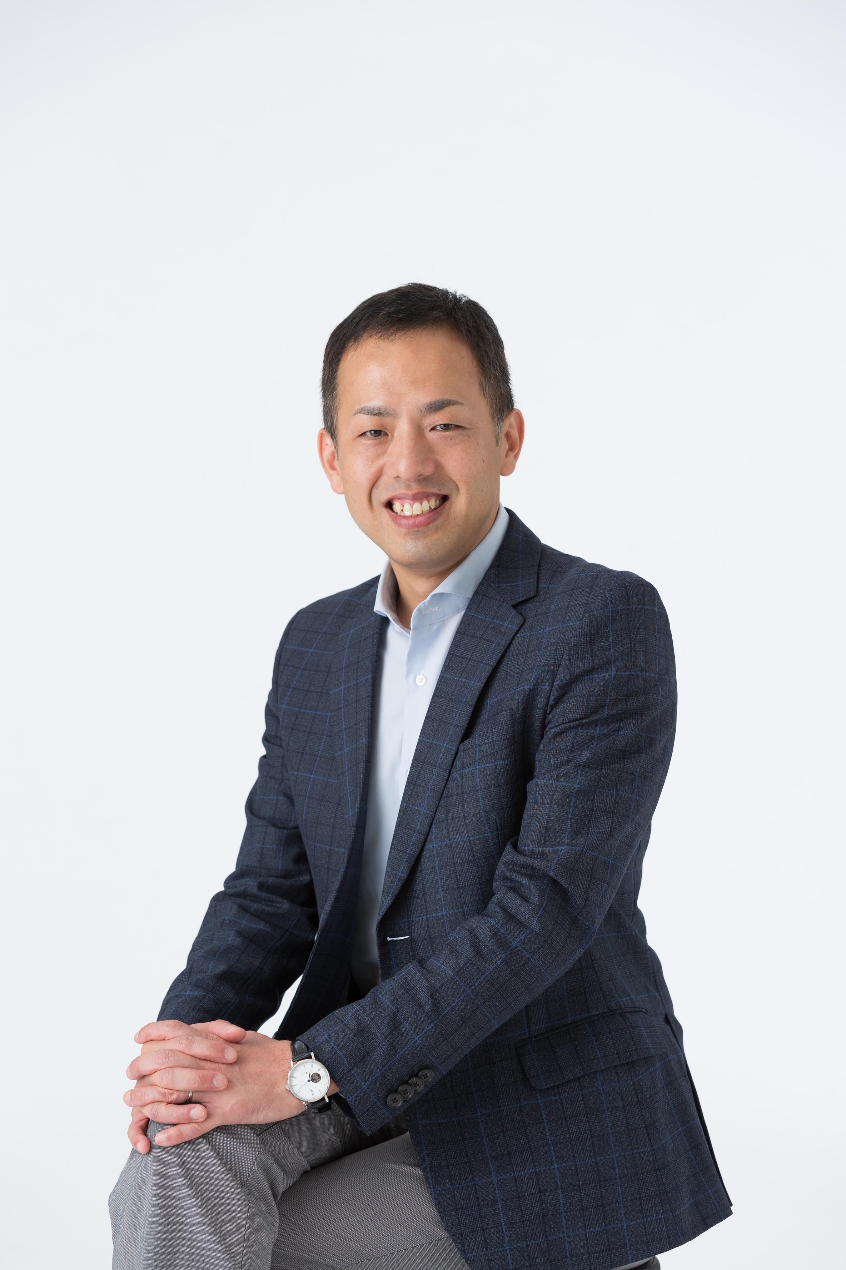 代表取締役／羽柴 孝
サーバーワークス取締役としてAWS事業を統括した経験を持ち、クラウド技術の可能性を深く理解しています。エンジニアが技術探求に没頭し、プロフェッショナルとして成長できる環境づくりに情熱を注いでいます。