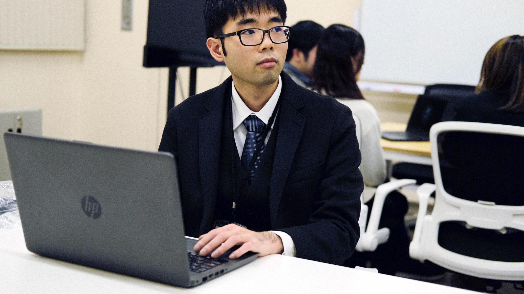 同社では企画立案の上流工程から、開発後のアフターサポートまで、一気通貫して提供している。