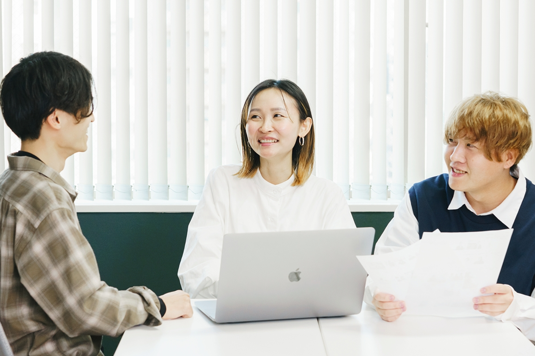 社内でも勉強会を行っております。