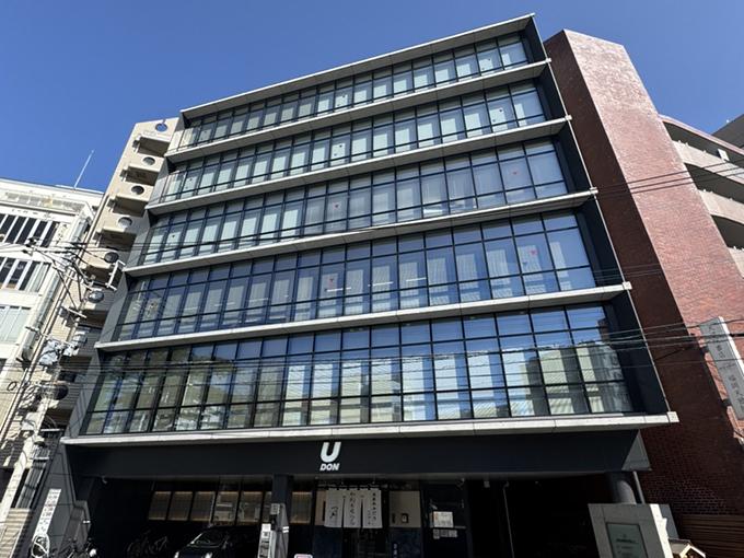 事業内容：150年近い歴史をもつニュースメディアのIT企業