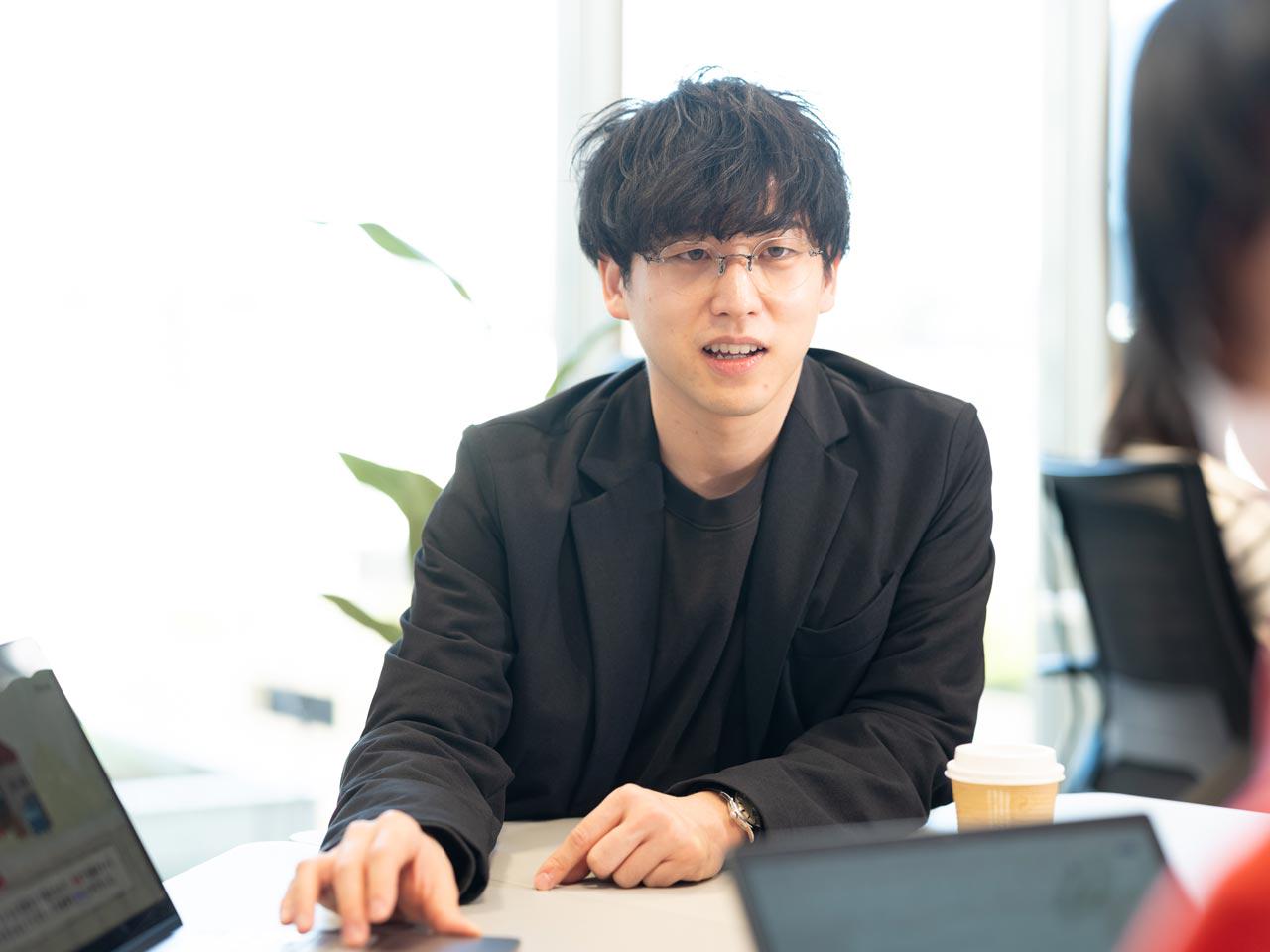 ソフトウェアは、日本ではまだ馴染みが薄い「データカタログ」と呼ばれるもので、社内のデータ資産を連携し、データの活用レベルを飛躍的に向上させるSaaSである。