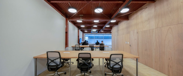 事業内容：プロダクト開発