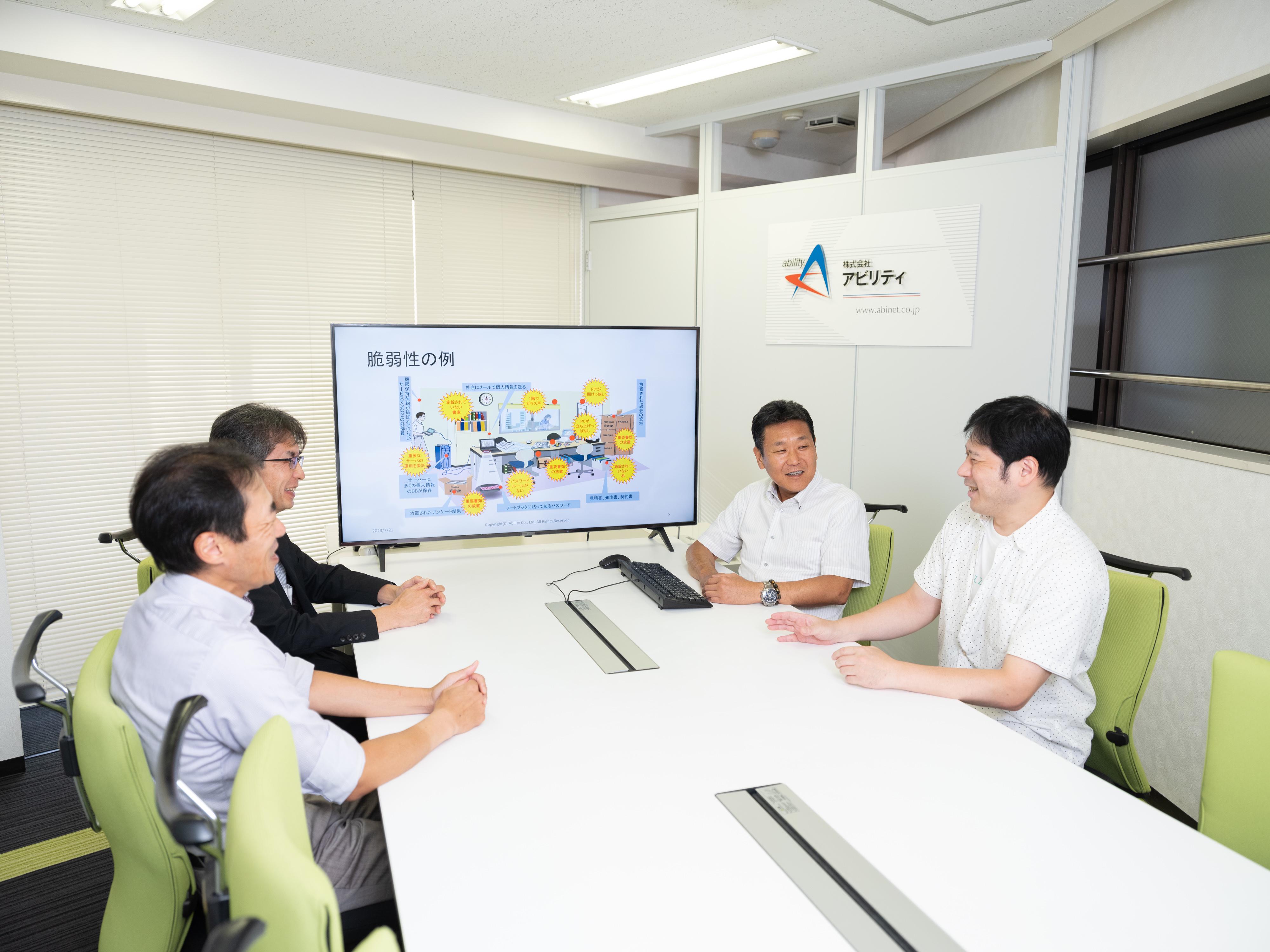 資格取得のためのセミナー受講料・受験料を会社が全額負担。資格手当も支給しています。

この研修を受けたい！などあればいつでも相談して下さい。