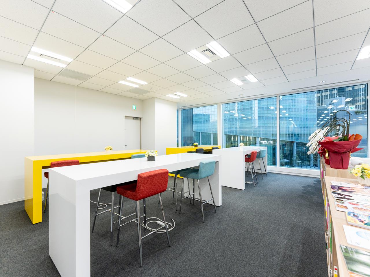 同社が掲げるITソリューションの要は「業種特化×Web×ERP」だ。