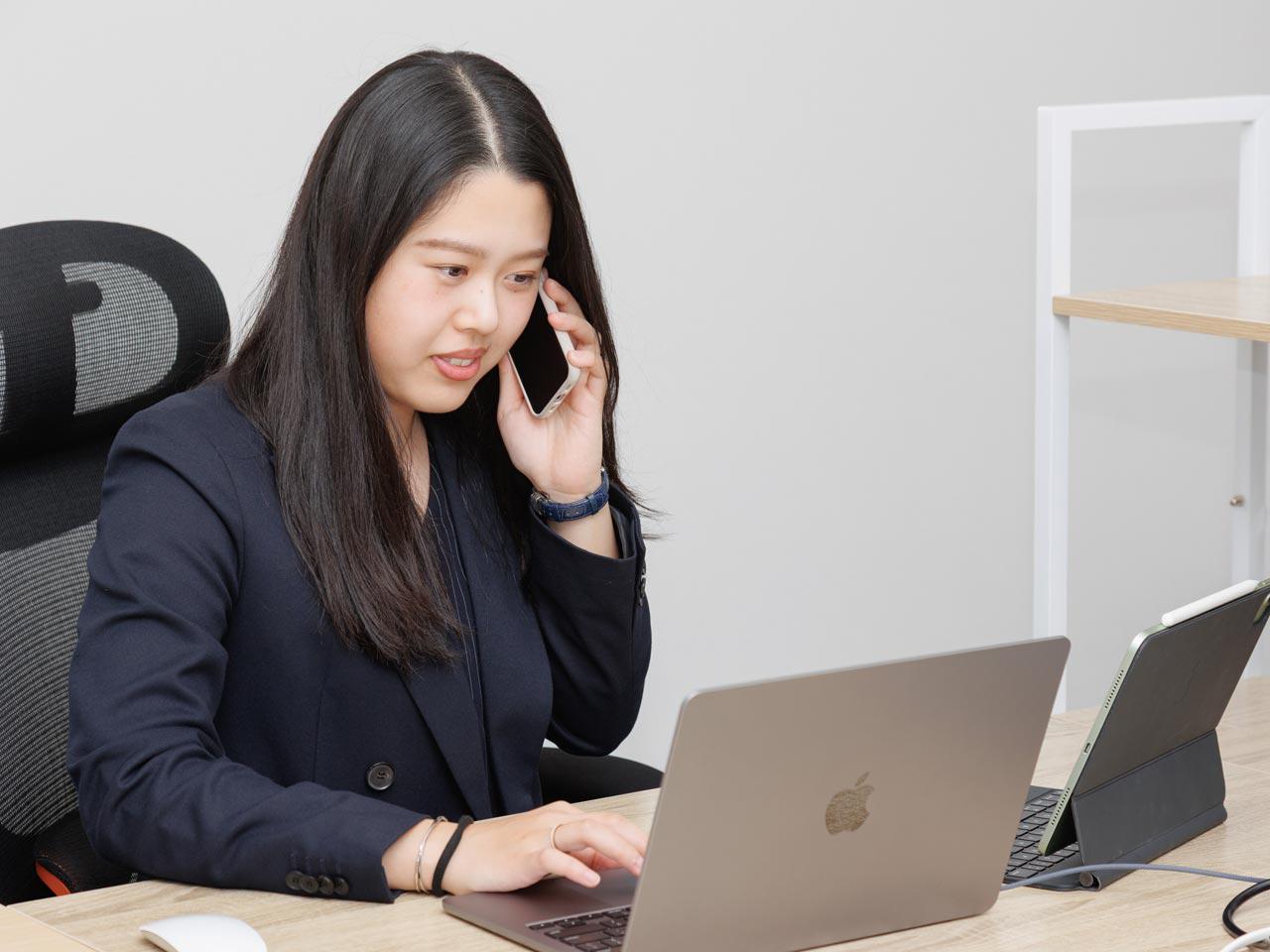 海外拠点との連携により、ソフトとハードをセットで開発できる強みを生かし、圧倒的なコストパフォーマンスを発揮する同社。