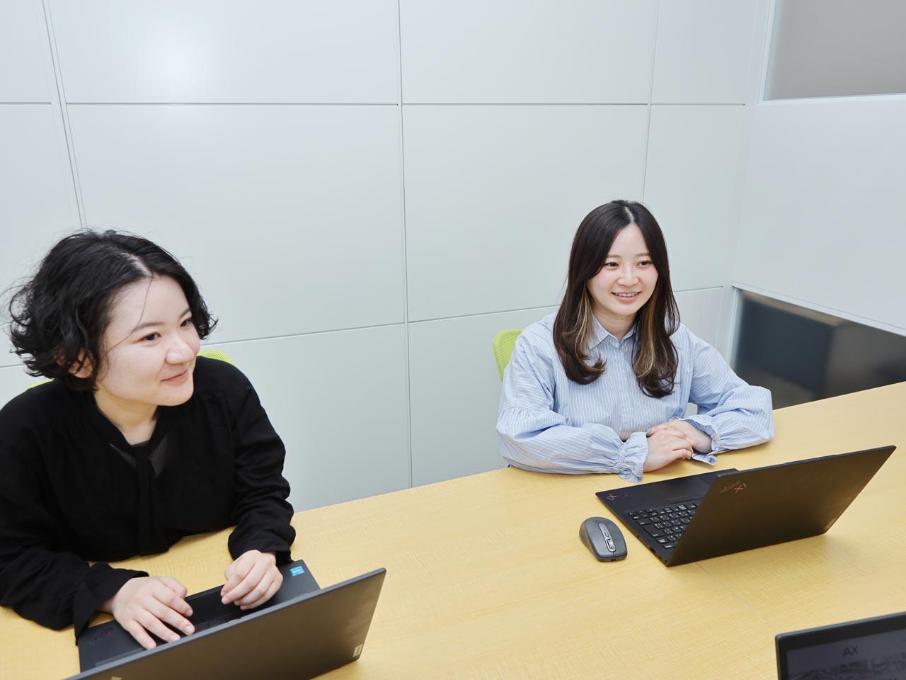 業界未経験者はメンバーの約7割。経験よりも“成果”にこだわるという姿勢を重視しているためだ。この姿勢を、経営陣がしっかりと結果で示していることも、メンバーの士気高揚に繋がっている。