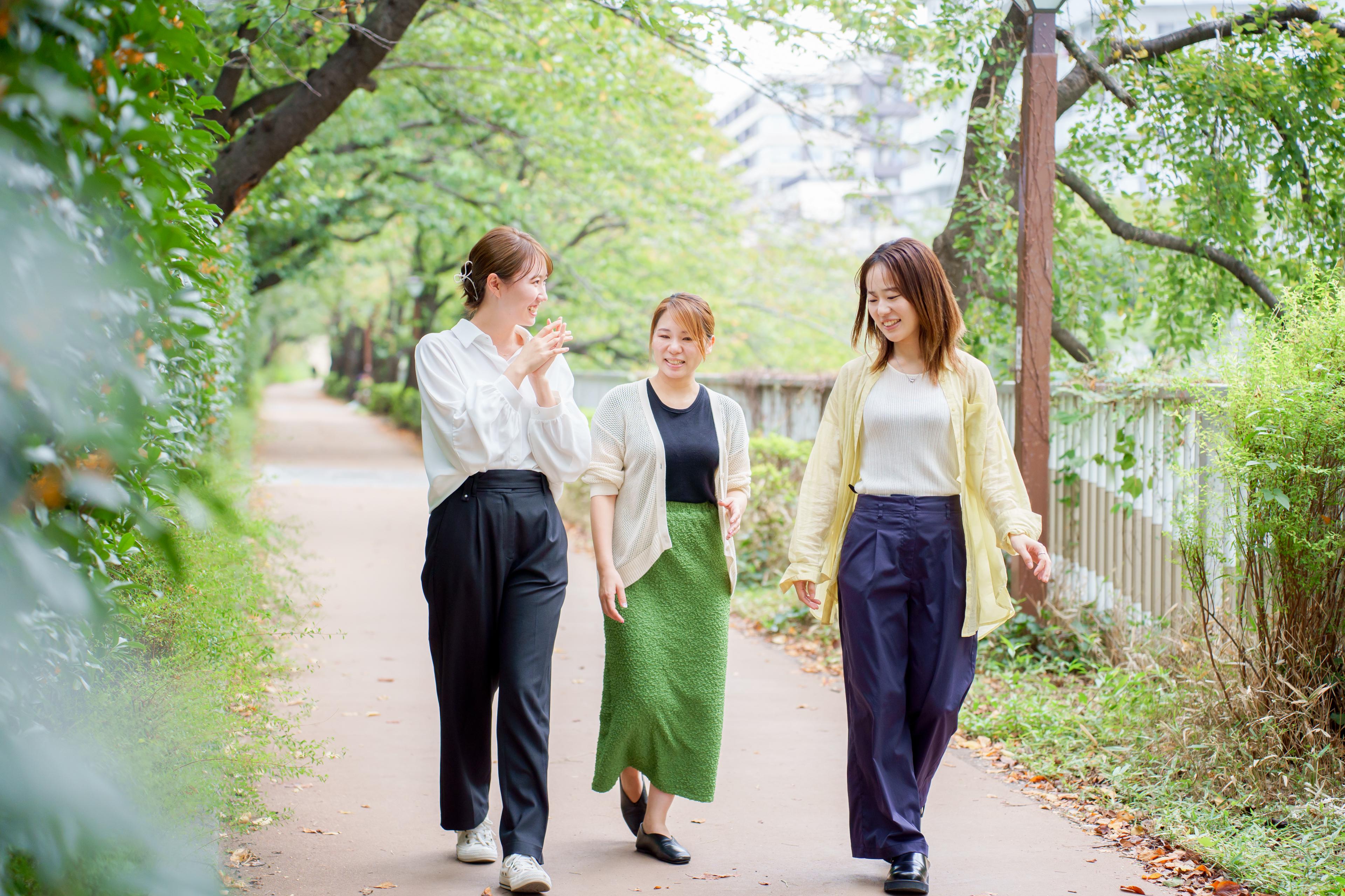 本社にはTeamTechグループ企業が集結！日々の業務やイベントを通して、部署問わず交流を深めていただくことが可能です！