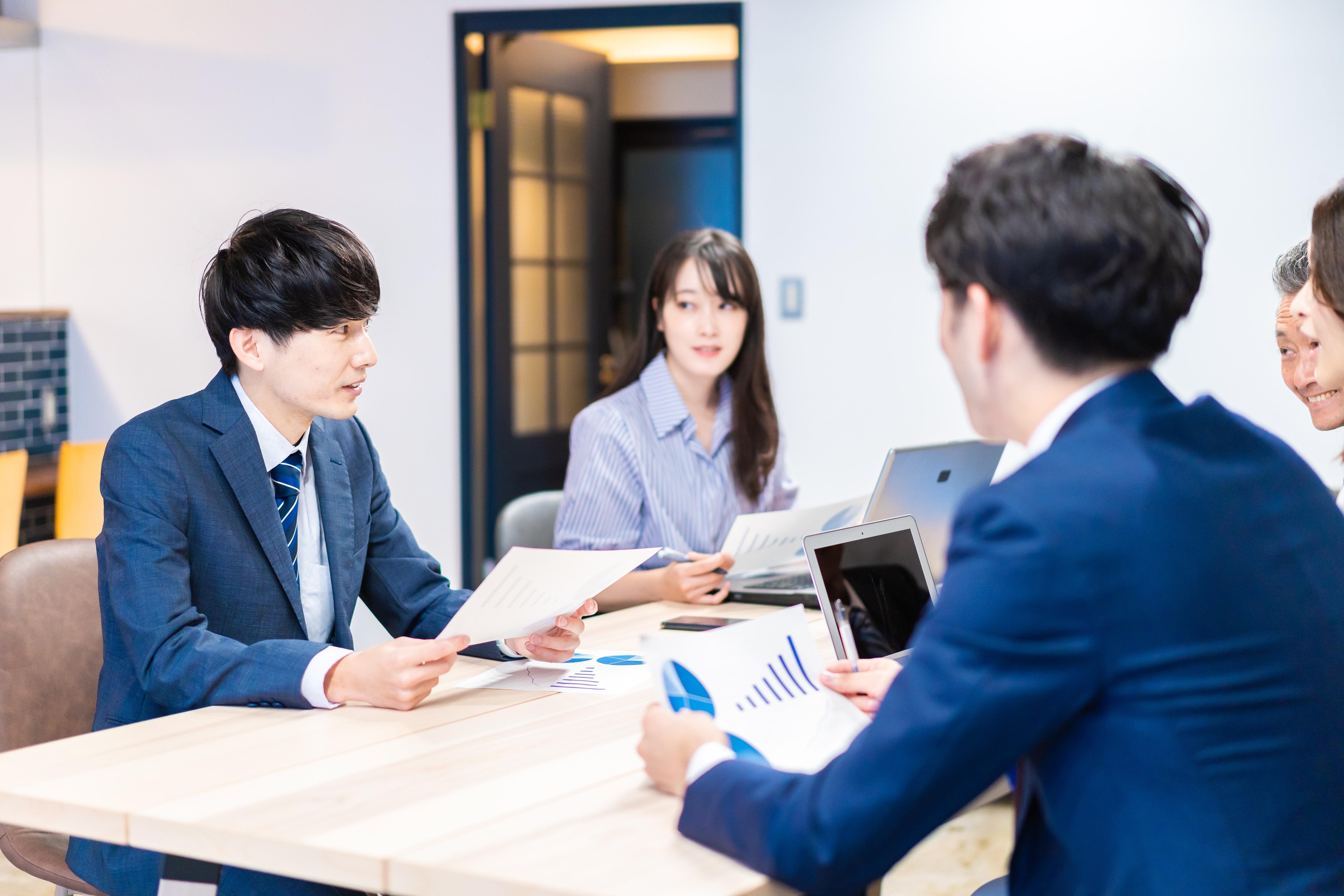 事業内容：AIネイティブコンサルティング・SI事業