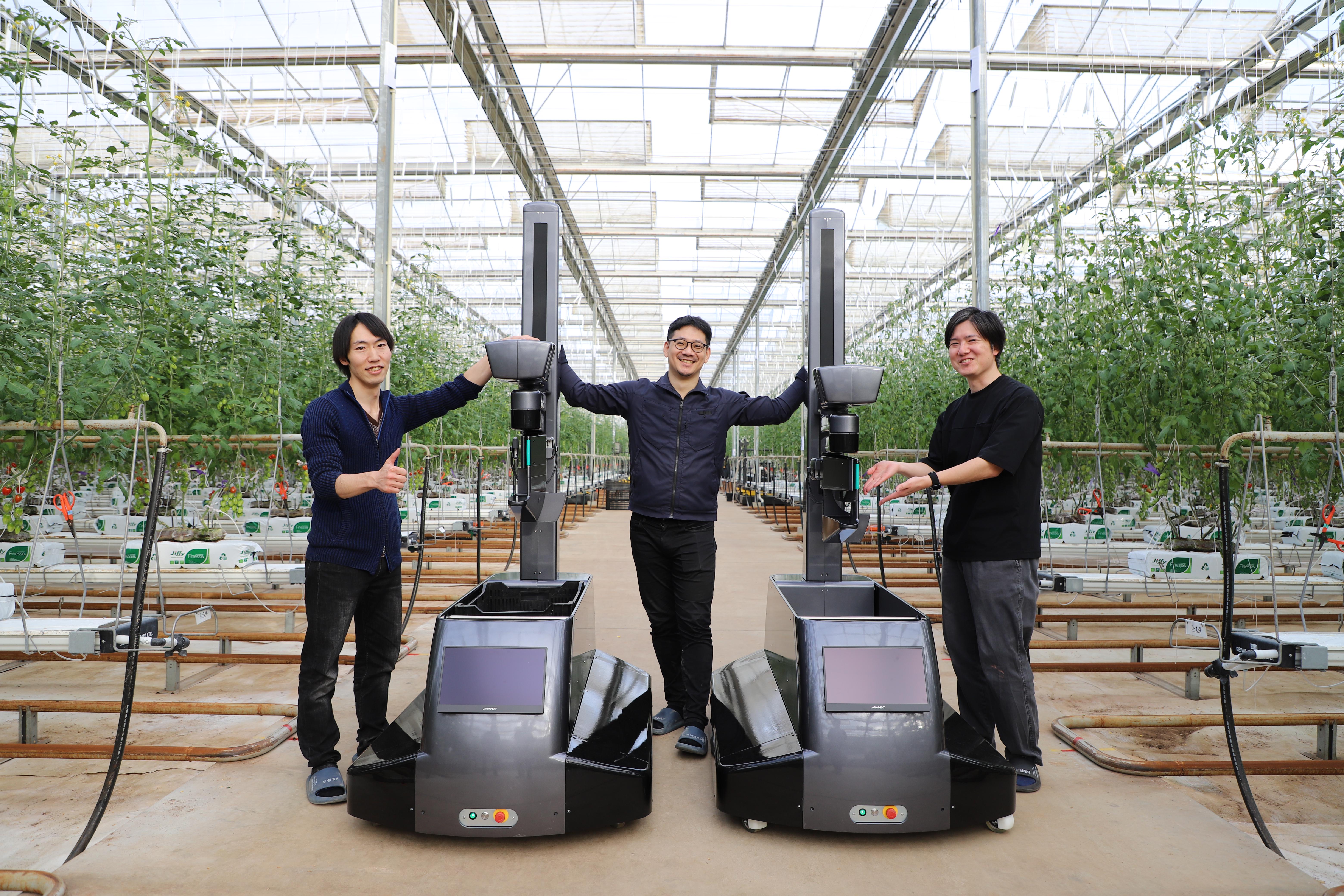 事業内容：自動収穫ロボット開発事業