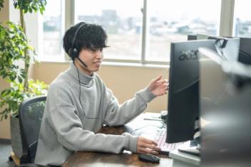 事業内容：“想い”を届けるDXツール「ロボットレター」の企画・運営