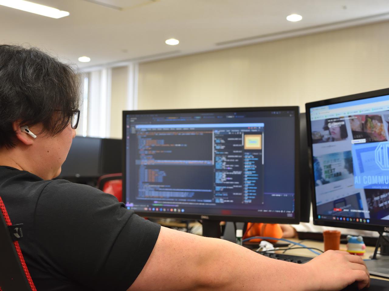 “新しい価値を創造する”という企業理念と“ITの力で困っている人を助ける”というミッションの下、顧客の課題に応じてシステム開発等の枠にとらわれない支援を行い、支持を得ている。