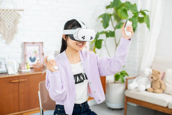 募集している求人：VR・AIなどの最先端技術を活用した進路指導系教材の企画・制作・運営担当