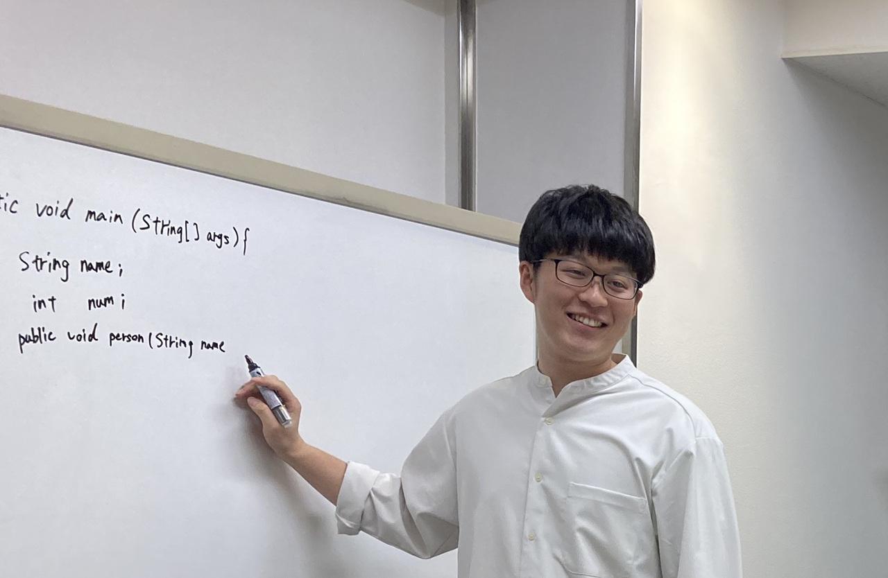 社内では教育に力を入れており専任の教育担当も在籍しております。